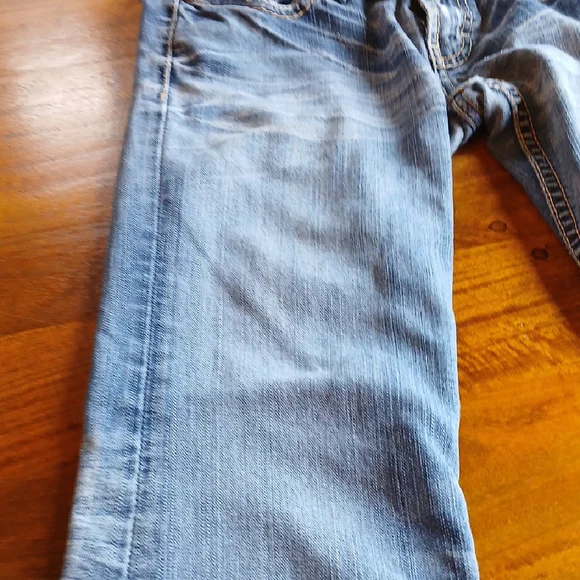 BKE Denim Starlite Blue Flare & Wide Leg Jeans with Distressed Details - Picture 8 of 15